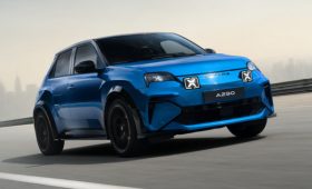 Хот-хэтч Alpine A290 стал долгожданным расширением гаммы